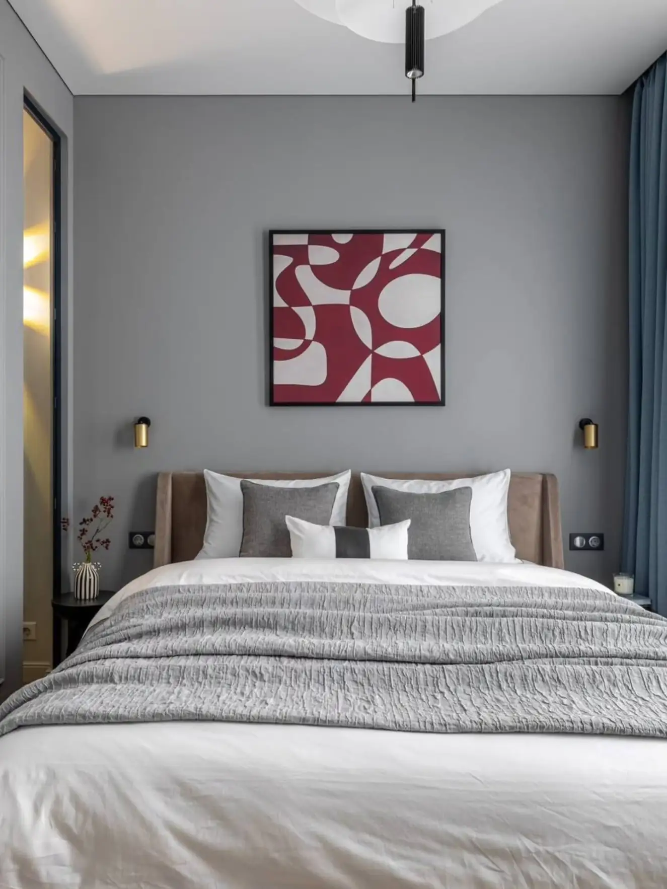 Home staging: letisztult beépítések és merész színfoltok