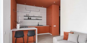 Vagány narancs konyha és minimalizmus 50 m2-en