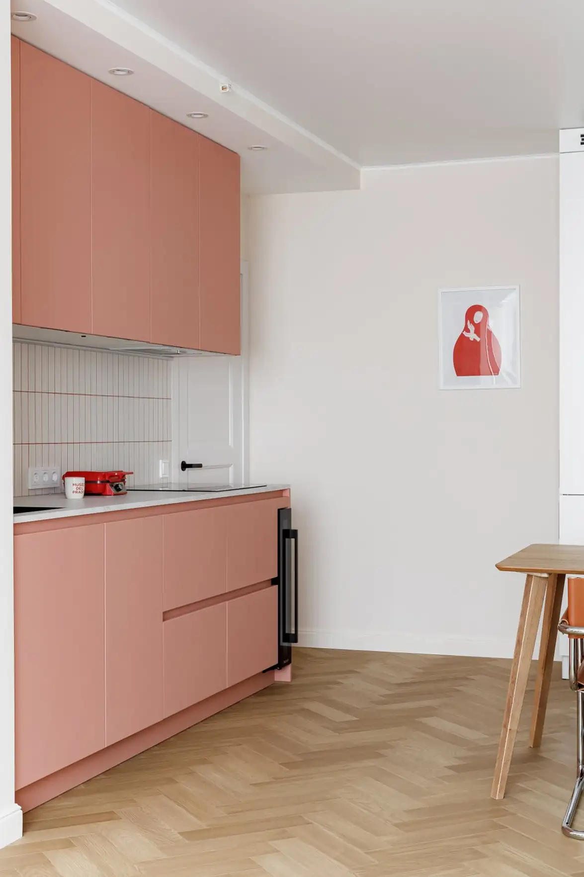 Amerikai konyhás lakás átalakítása fiatal nőnek, 51 m2