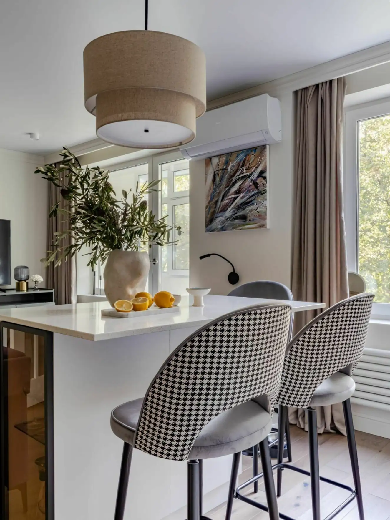 Hívogató és kényelmes kis otthon 44 négyzetméteren