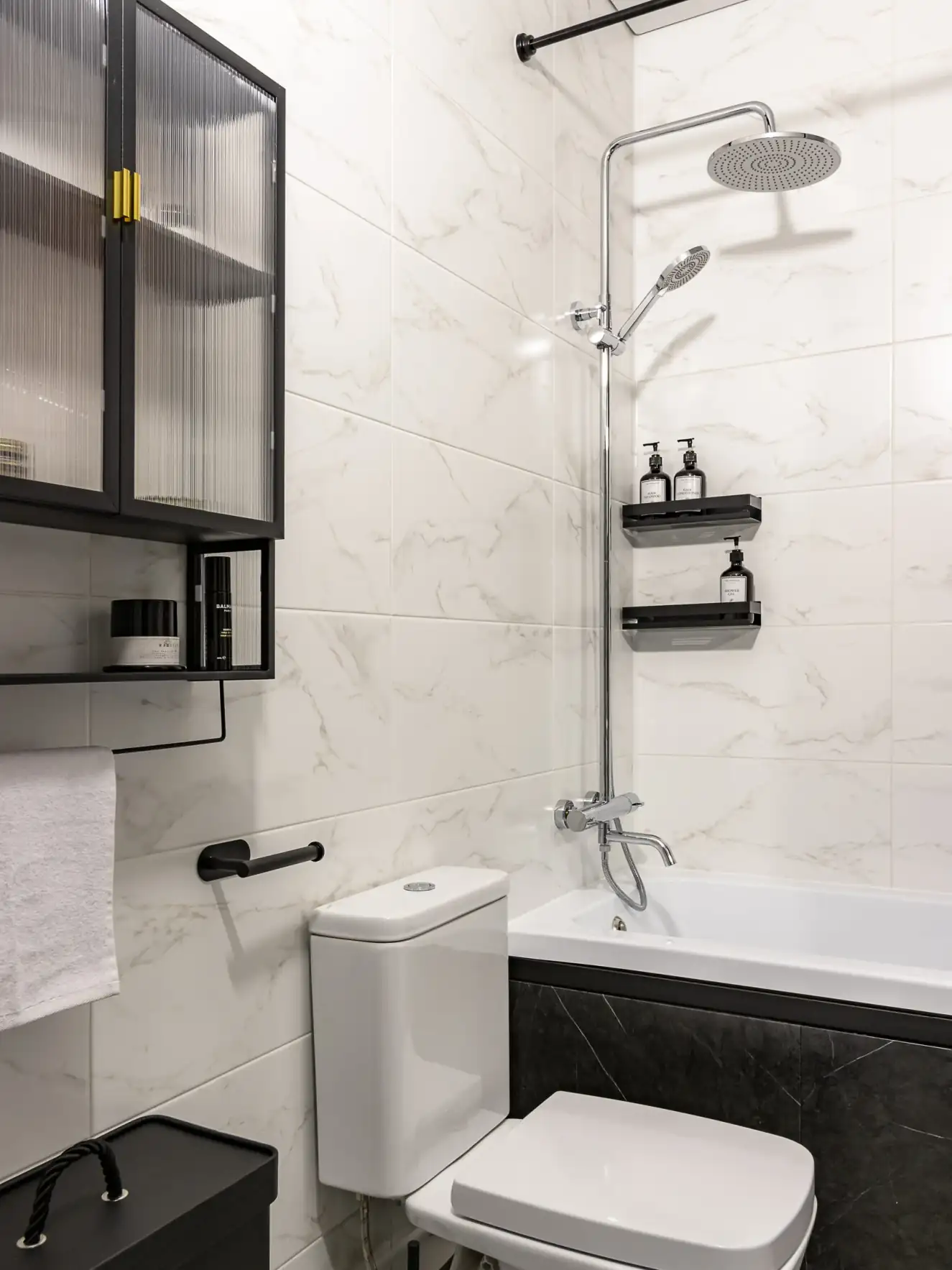 Finoman elegáns otthon egyedül élő hölgynek