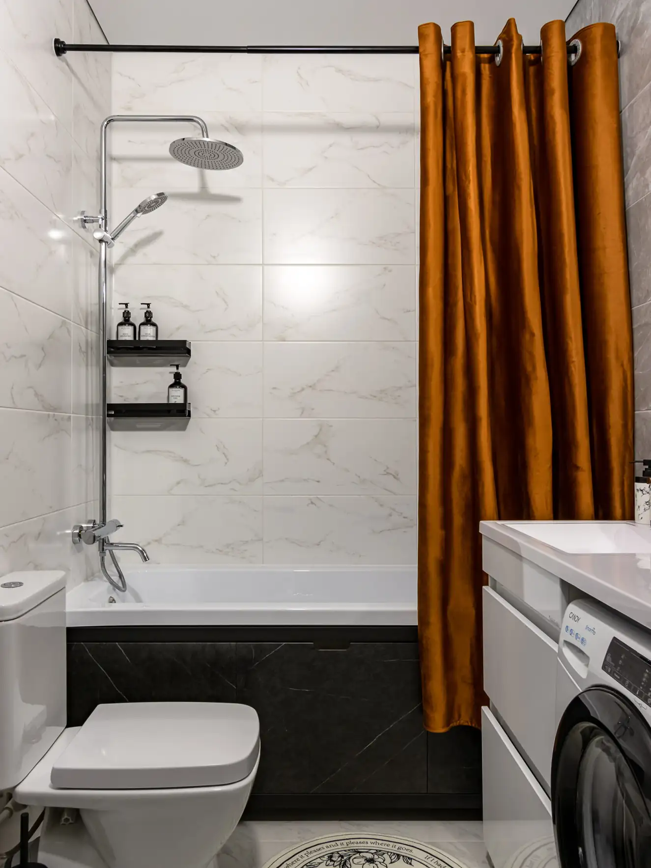 Finoman elegáns otthon egyedül élő hölgynek