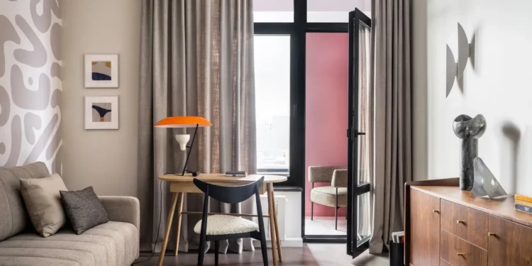 Harmonikusan kiválasztott színek és minták 70 m2-en