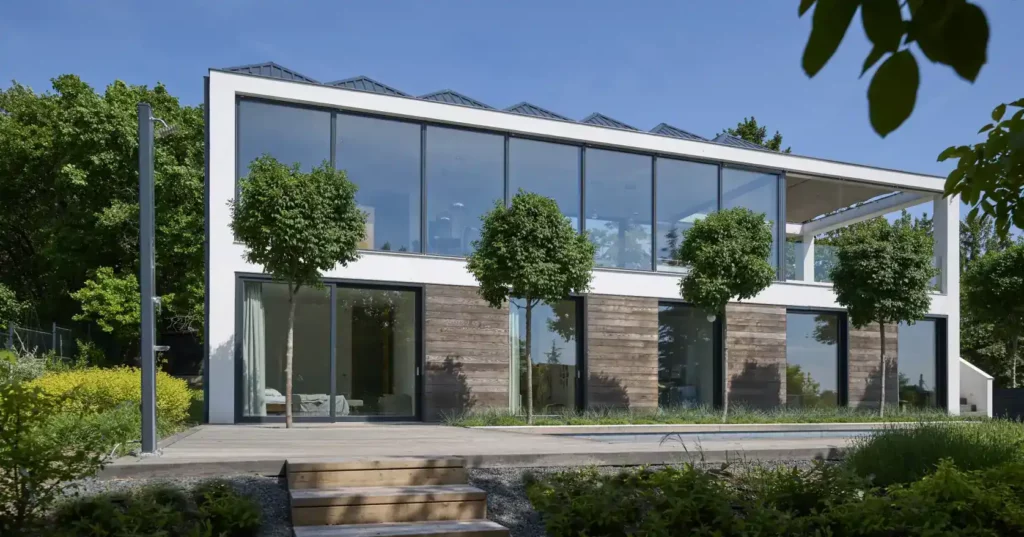 Kortárs villa a budai agglomerációban