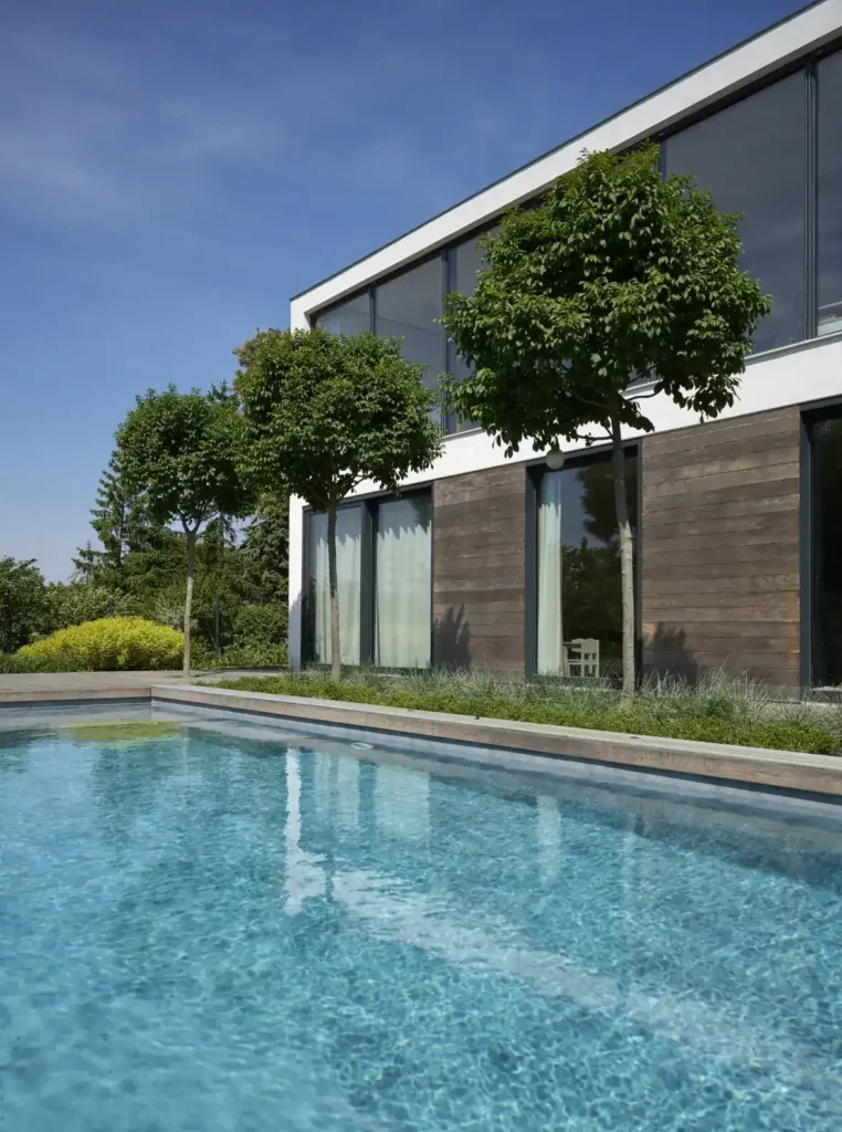 Kortárs villa a budai agglomerációban