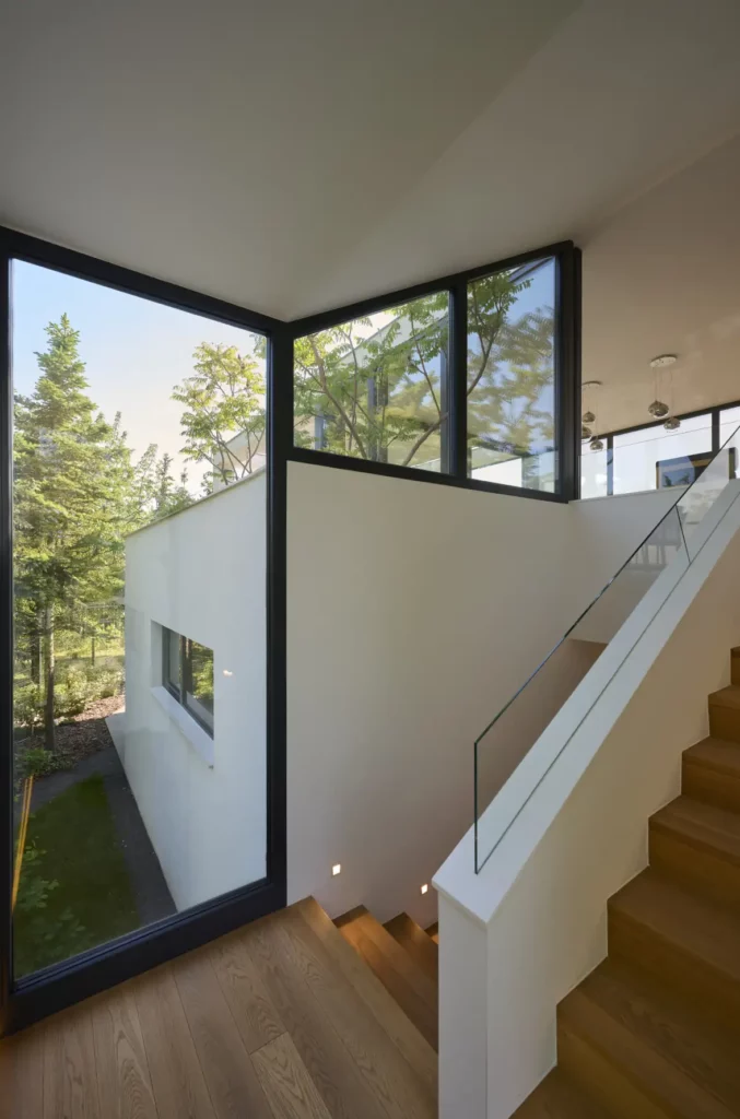 Kortárs villa a budai agglomerációban