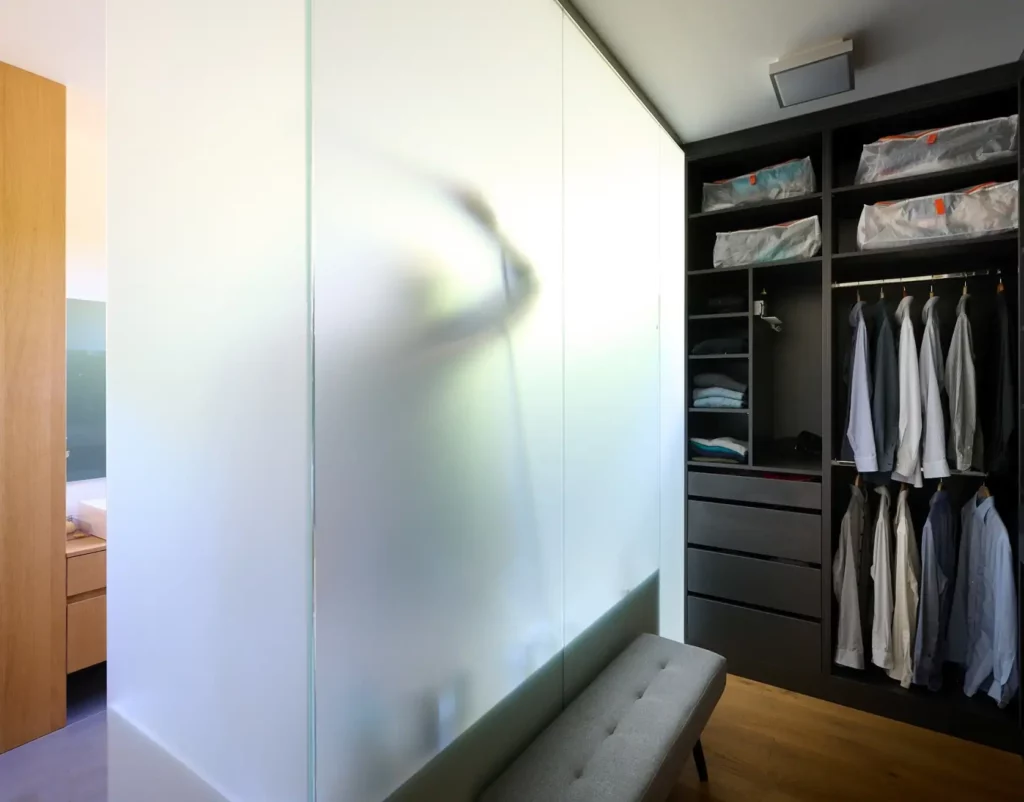 Kortárs villa a budai agglomerációban