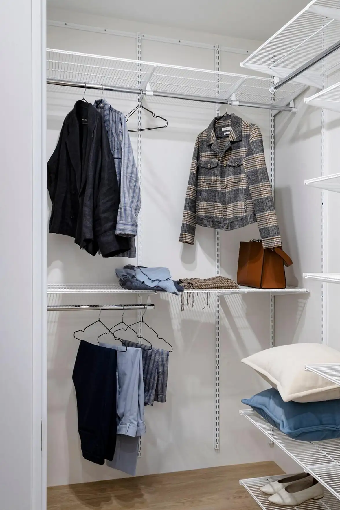 Teljes felújítás során kényelmes, modern otthon született