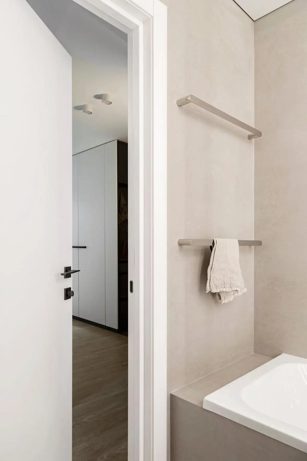 Teljes felújítás során kényelmes, modern otthon született