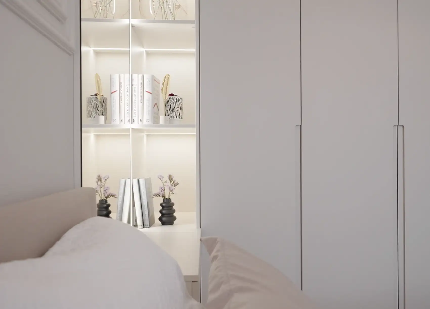 Tejfehér kis lakás: stílusos és praktikus élettér új, 40 m2-es lakásban