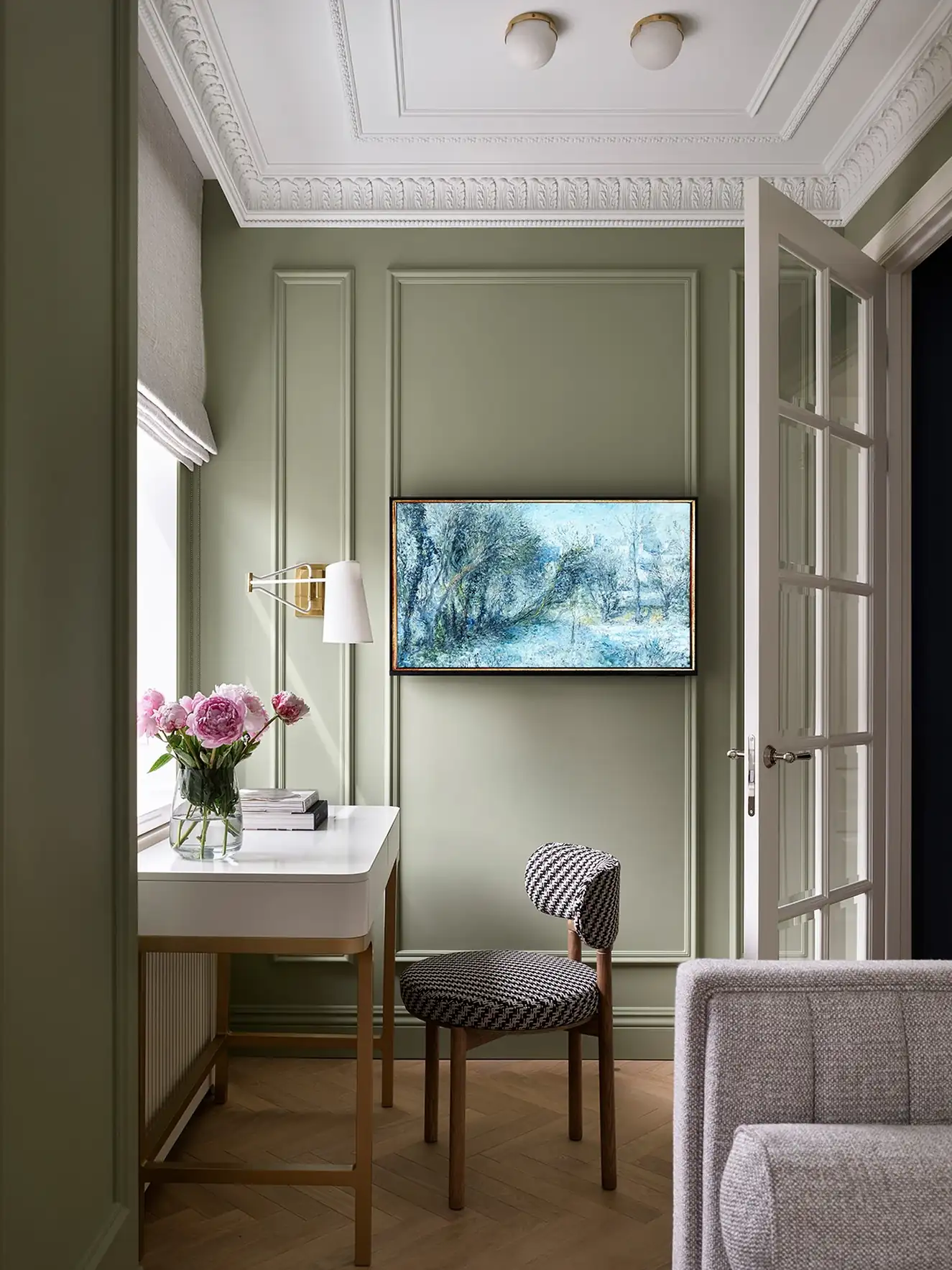 Ékszerdoboz lakás: fiatal hölgy modern klasszikus stílusú otthona, 52 m2