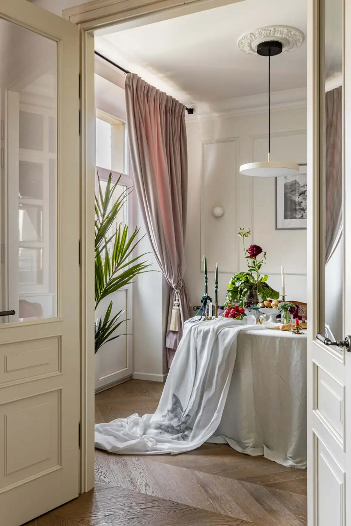 Igényes felújítást kapott az elhanyagolt, 72 m2-es polgári lakás