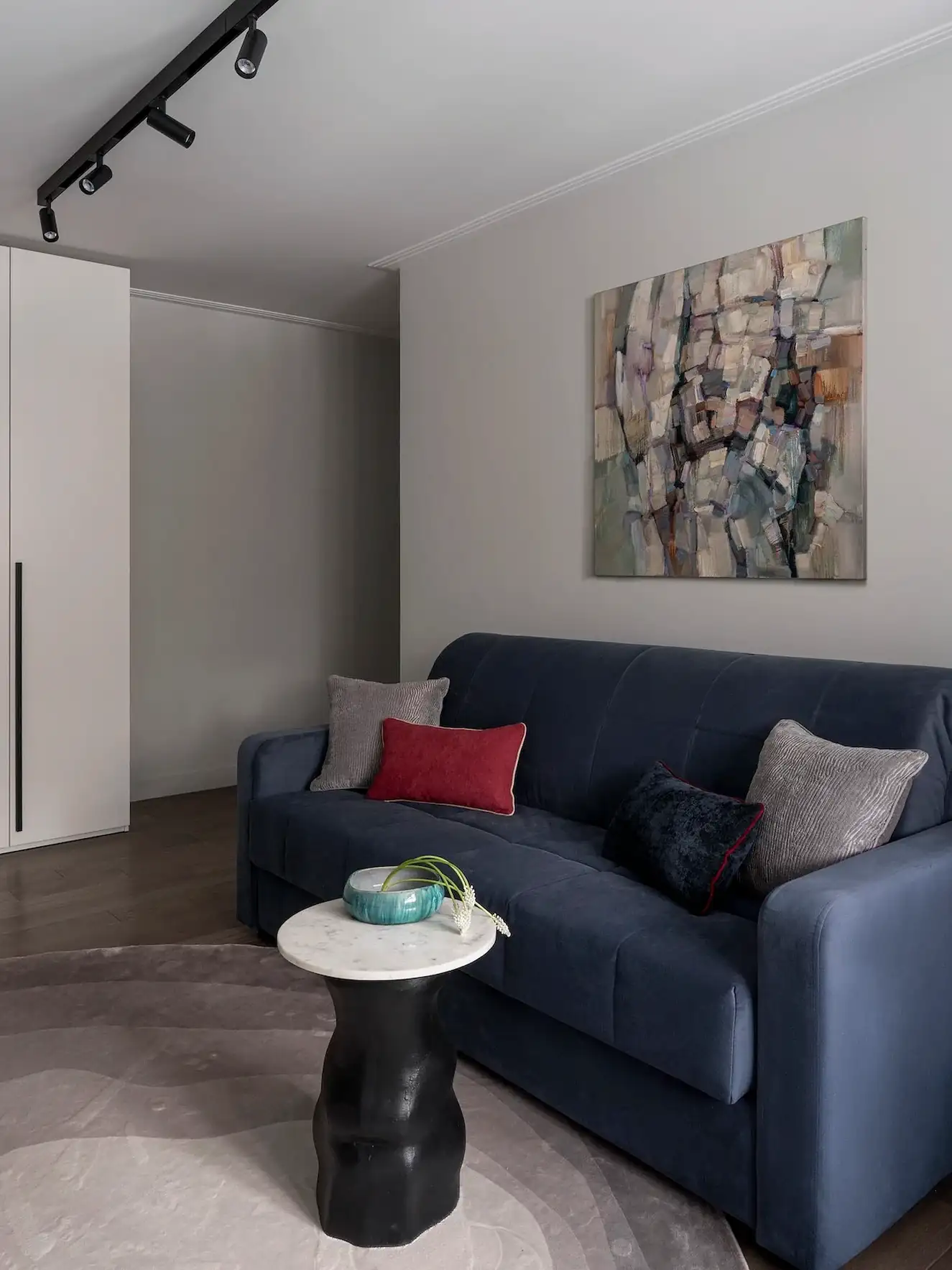 Felújítás modern minimalista stílusban 49 m2-en