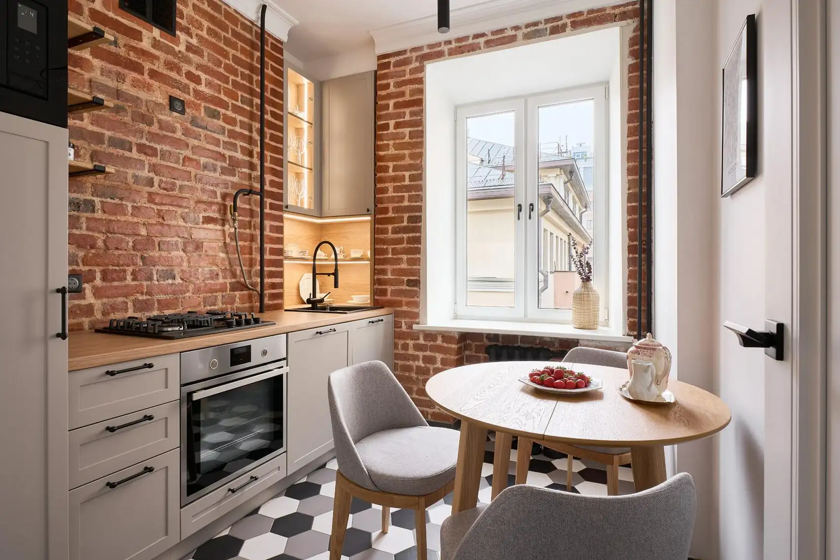 Öreg téglaépület kétszobás lakásának felújítása skandináv stílusban, 52 m²
