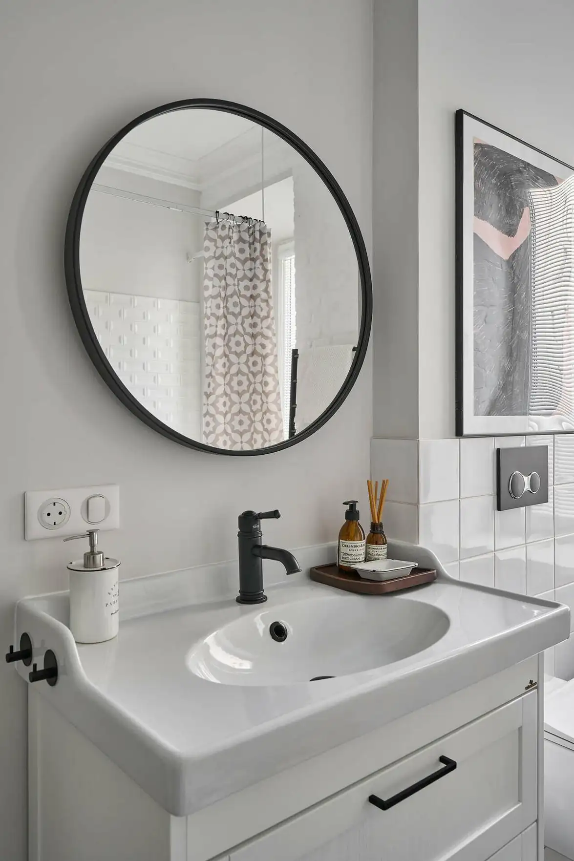 Öreg téglaépület kétszobás lakásának felújítása skandináv stílusban, 52 m²
