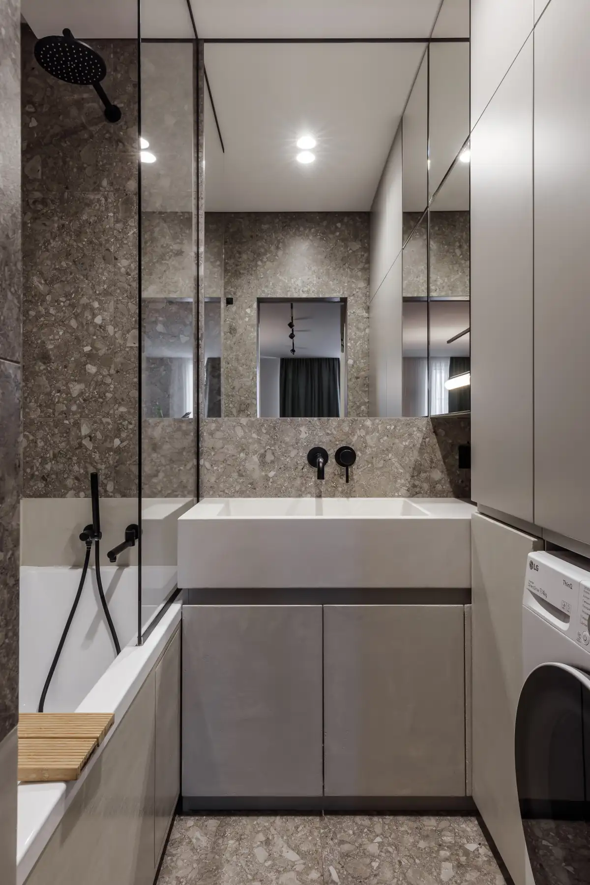 Puha minimalizmus és nyugodt hangulat fiatal család 80 m2-es otthonában