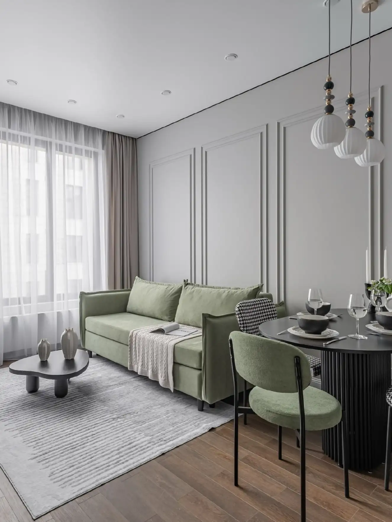 Neoklasszikus stílus, semleges színvilág 41 m2-es lakásban