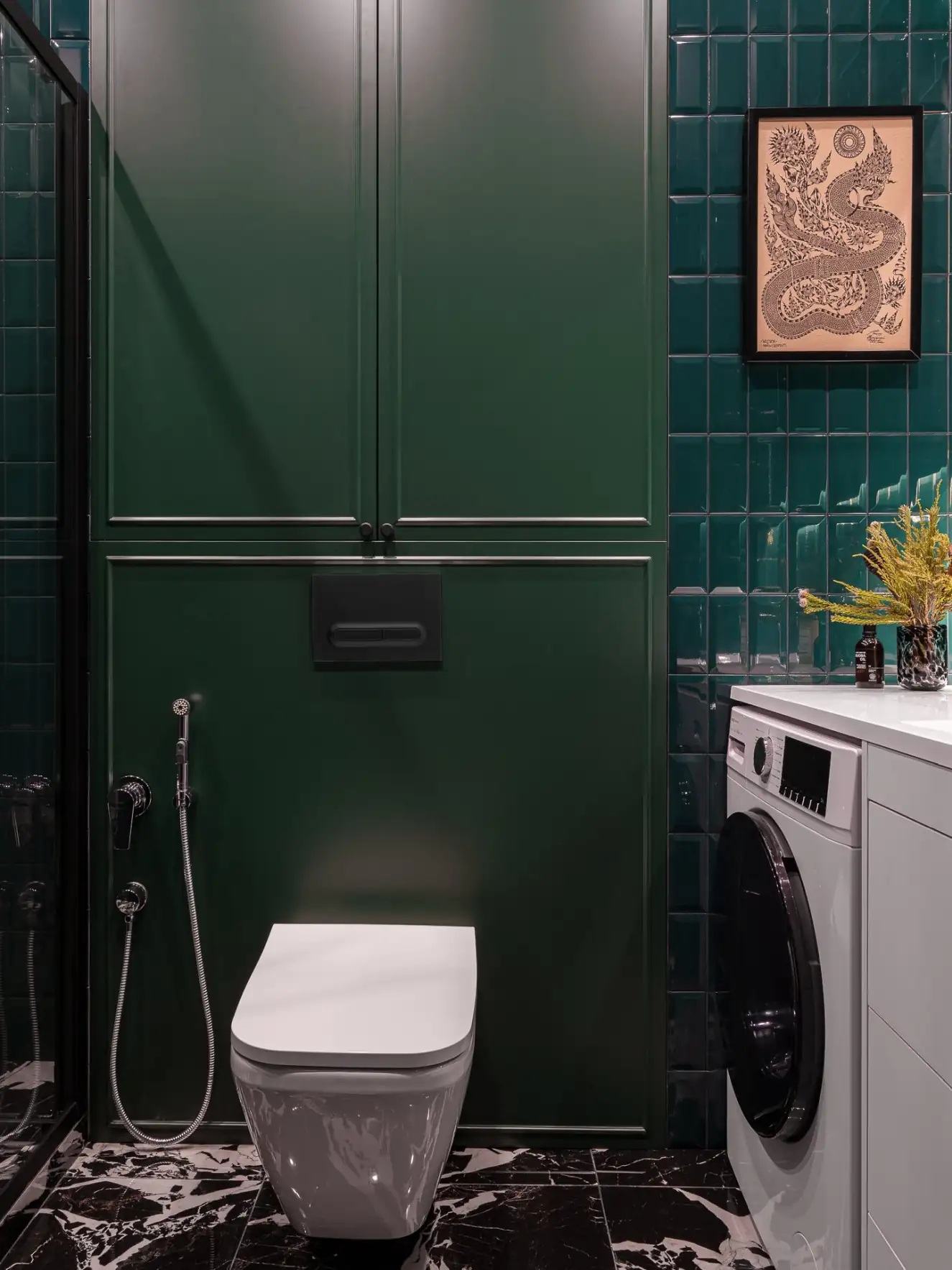 Lepukkant kis tégla lakásból modern minimalista otthon