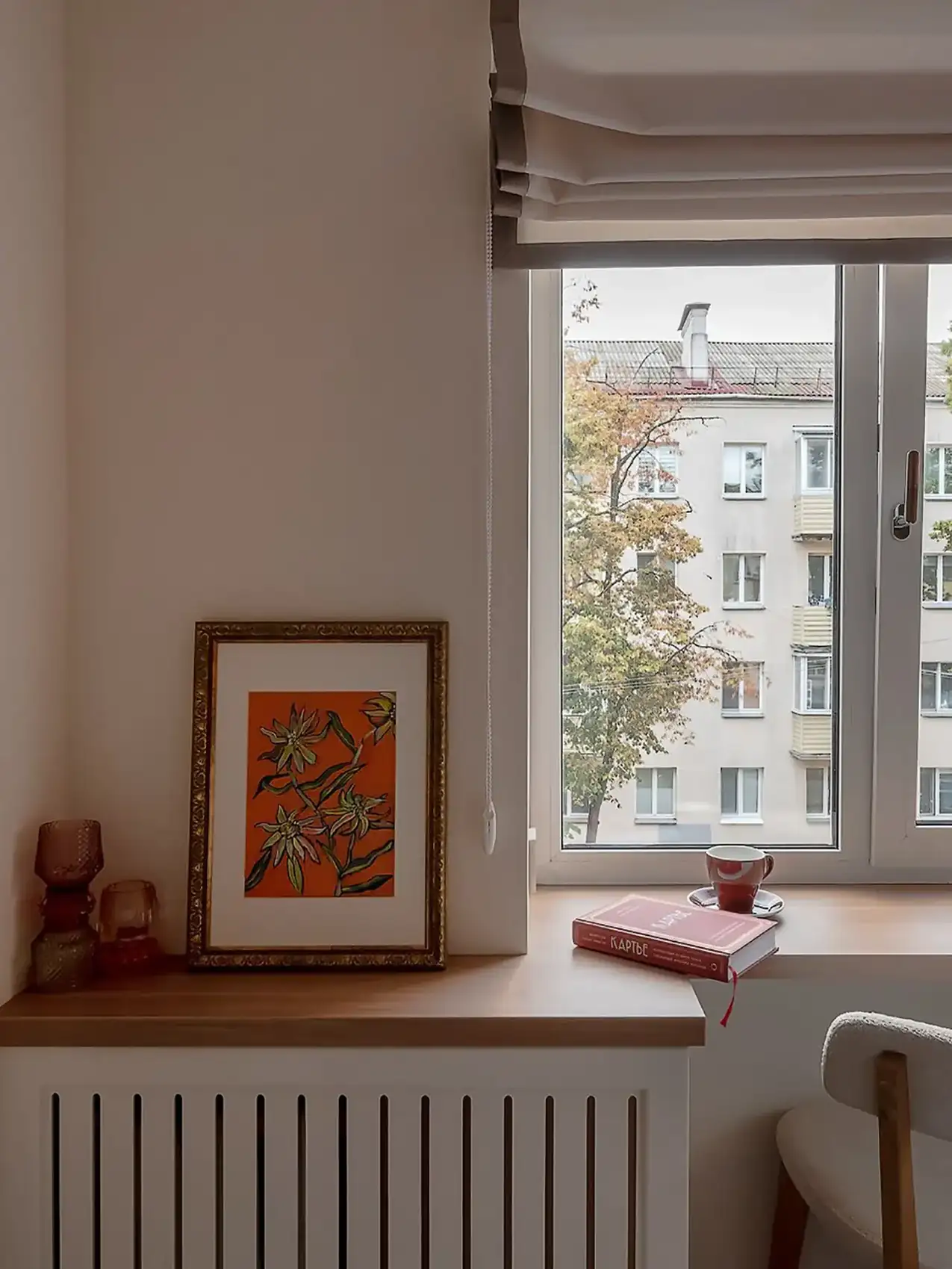 Lakás átalakítása sok tárolóhellyel, külön gyerekszobával és leválasztott hálóval