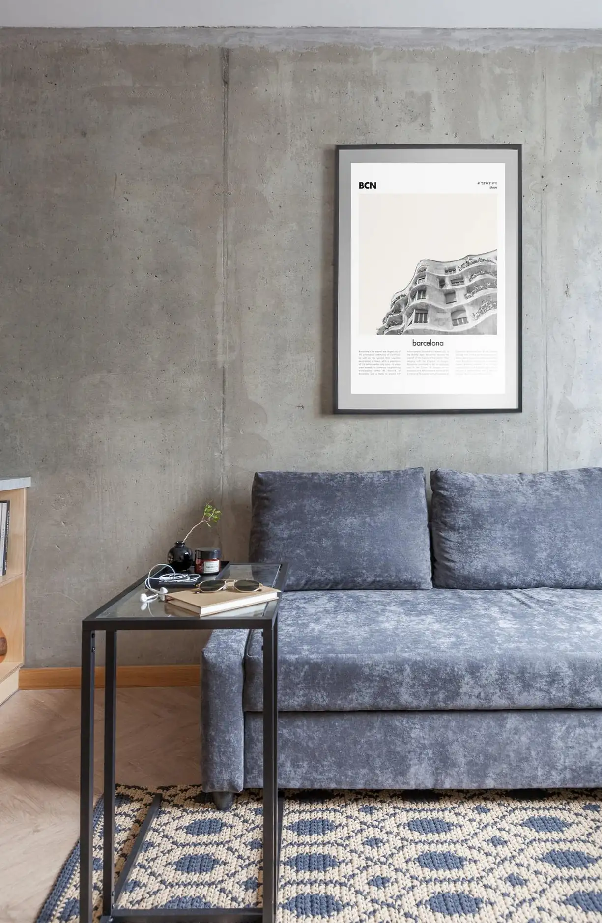 Beton, rétegelt lemez és üvegtégla: karakteres skandináv loft