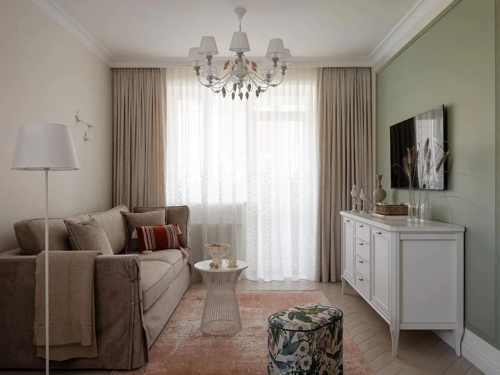 44 m2-es, kétszobás otthon modern klasszikus stílusban, provence-i részletekkel