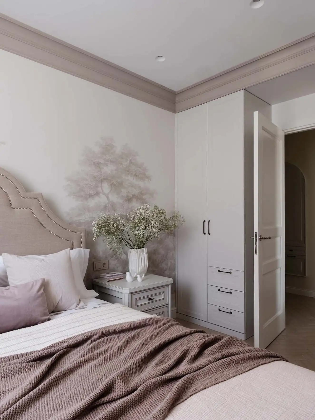 44 m2-es, kétszobás otthon modern klasszikus stílusban, provence-i részletekkel