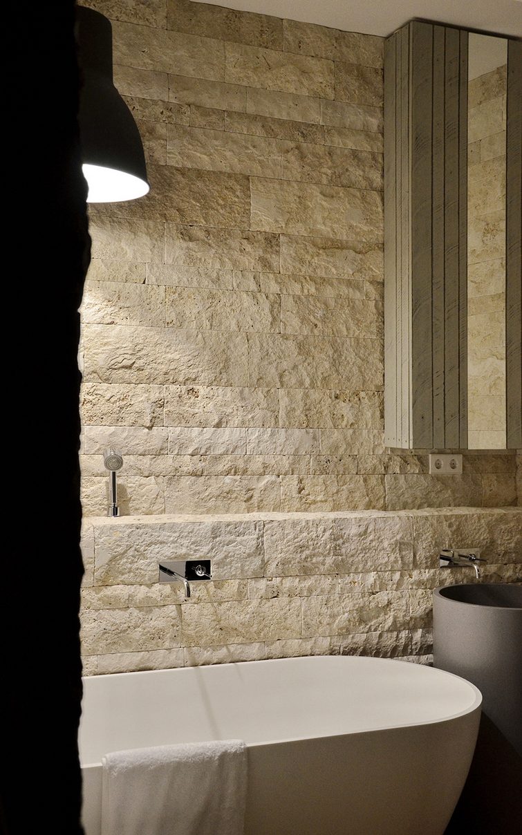 Tégla, fa, kő, beton - modern 120 négyzetméteres lakás loft stíluselemekkel Tégla, fa, kő, beton - modern 120 négyzetméteres lakás loft stíluselemekkel