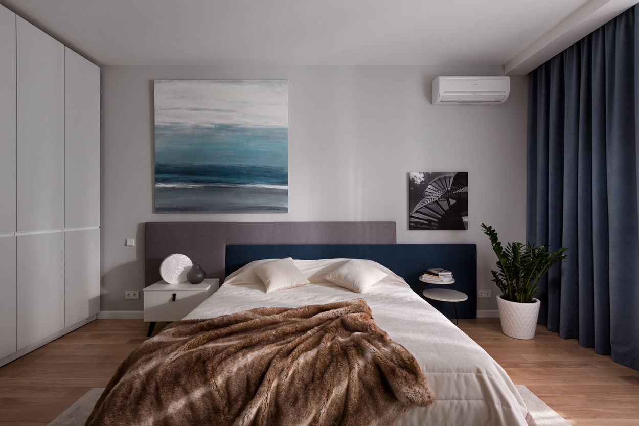 Négyszobás lakás kék, barna, szürke, bézs, lila színekkel - letisztult, funkcionális, modern terek Négyszobás lakás kék, barna, szürke, bézs, lila színekkel - letisztult, funkcionális, modern terek