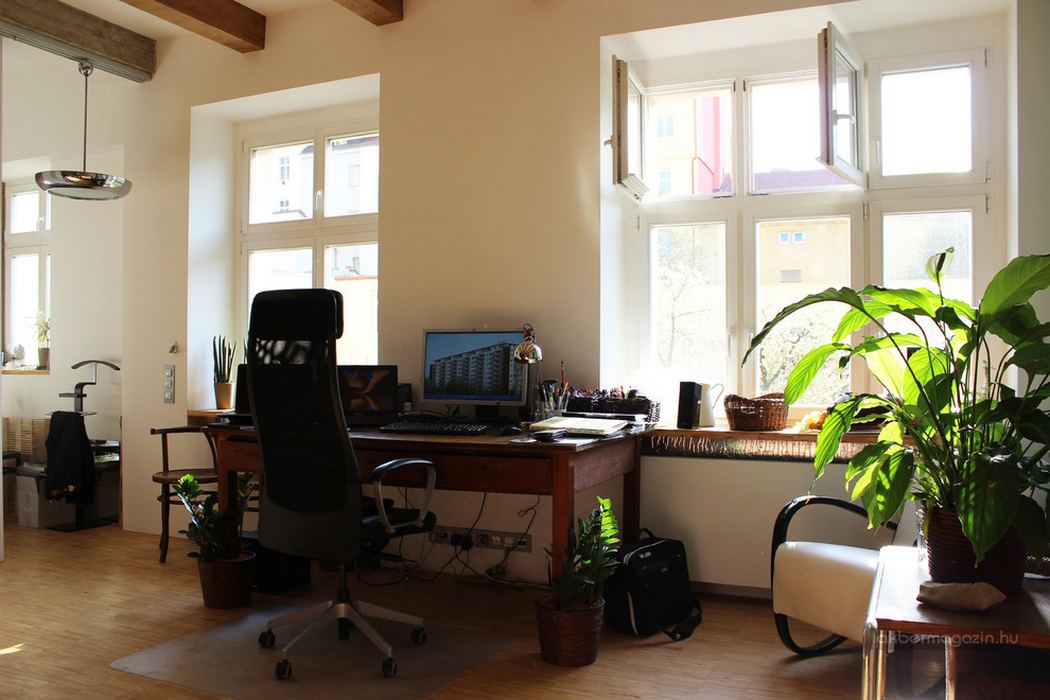 Kis lakás kreatívan saját ötletekkel és munkával - nyitott és egyedi 50nm-es otthon