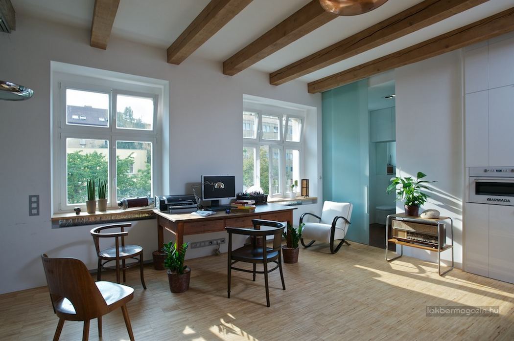 Kis lakás kreatívan saját ötletekkel és munkával - nyitott és egyedi 50nm-es otthon