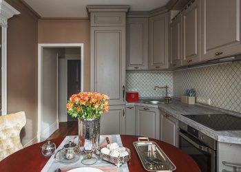 Klasszikus lakberendezés kétszobás lakásban - 52m2-es otthon klasszicista stílusban