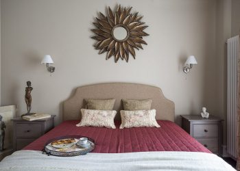 57m2-es, kétszobás lakás, barátságos, klasszikus stílusban berendezve, világos bézs falakkal