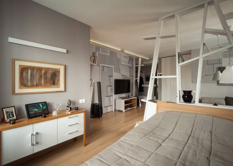 Egy fiatal férfi egyedien, nyitottan berendezett egyszobás, 58m2-es lakása