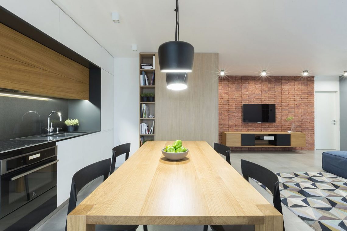 Letisztult és funkcionális terek, modern, könnyed lakberendezés 60m2-en - fiatal család háromszobás lakása