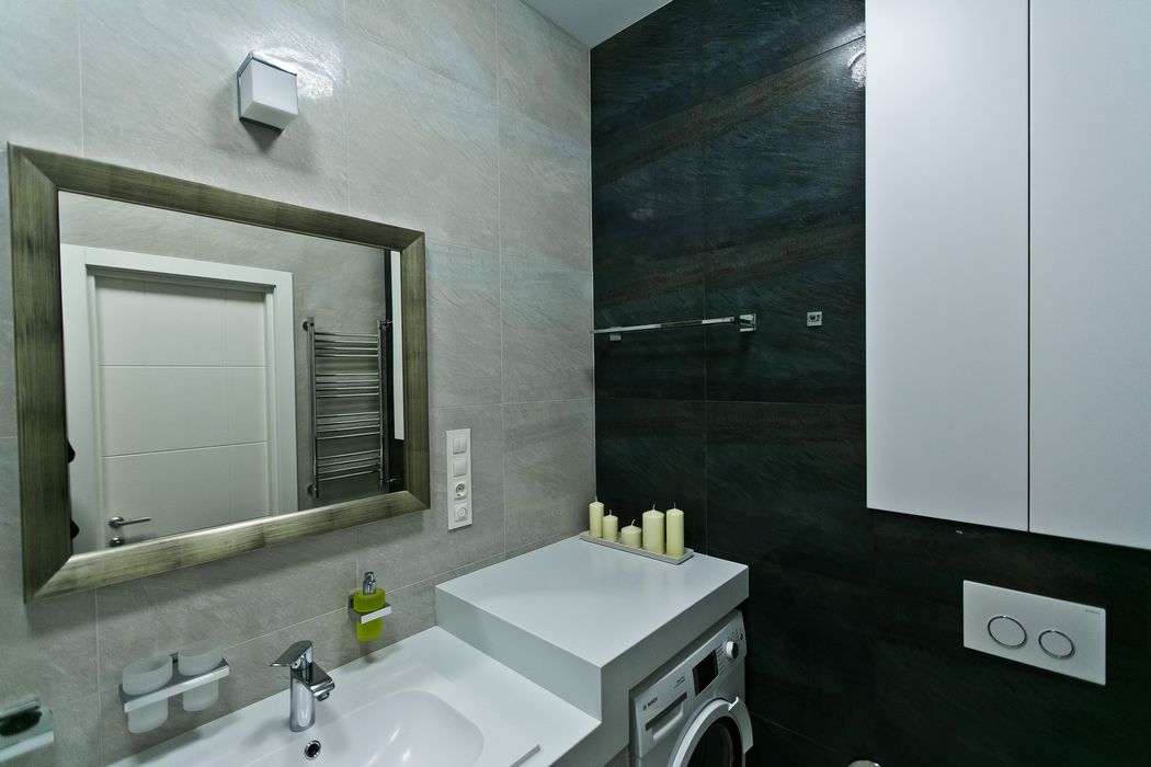 Szép tapéták, fa és kő burkolatok, beépített erkély - új, modern, kétszobás, 64nm-es lakás