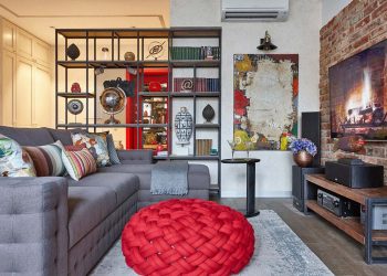 Színesebb, melegebb, könnyed loft stílusú berendezés 69m2-es új építésú lakásban - tégla, beton, üveg és fa