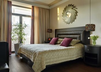 Kétgyermekes család 80nm-es lakása, színes és klasszikus elemekkel