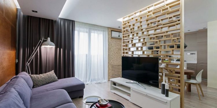 Modern lakás természetes anyagokkal és színárnyalatokkal - 84m2 - fa padló, furnérlemez, famozaik és tégla