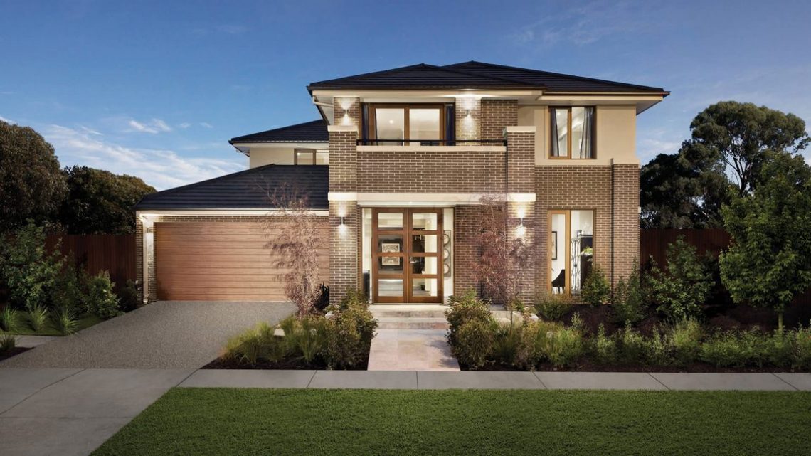 Természetes dekoráció földszínekkel családi házban - otthonosan, élénk színek nélkül