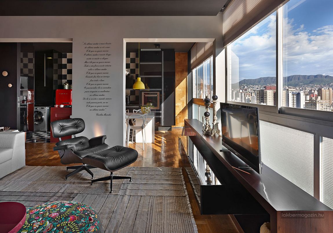 Erős színek, érdekes felületek és minták - egyedi berendezés egy érdekes lakásban Erős színek, érdekes felületek és minták - egyedi berendezés egy érdekes lakásban