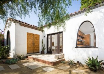 Újrahasznosított, rusztikus faanyagok és egy kis laza modern hangulat