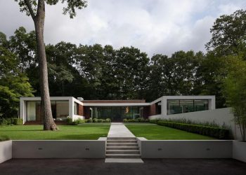 Modern ház közvetlen kapcsolatban az erdős környezettel - New Canaan Residence - Specht Architects