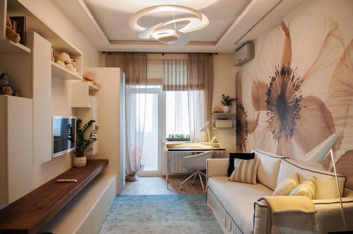 Kellemes meleg és élénk színek harmóniája egy háromszobás lakásban