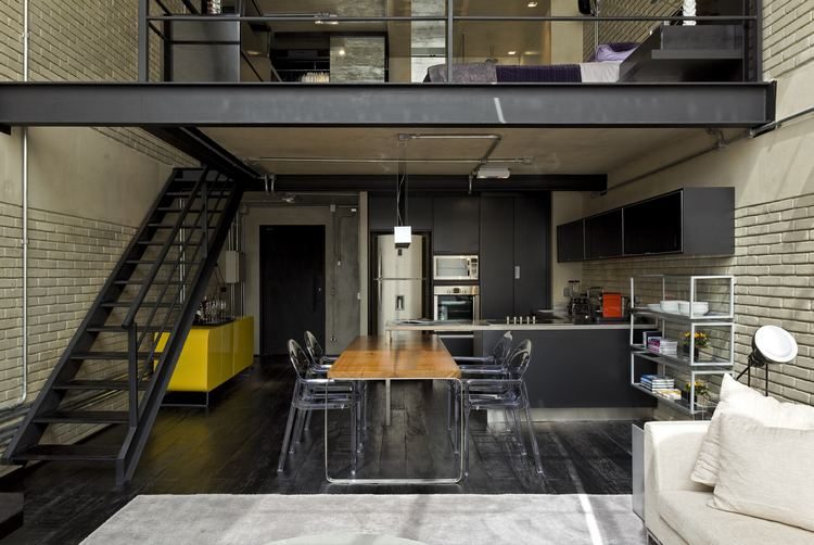 Loft lakás férfias, indusztriális stílusban - két szint, 100nm