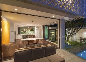 100 éves ház modern hozzáépítéssel - régi és új remek összhangban