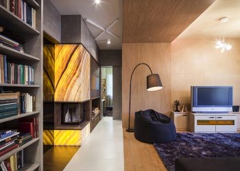 Családi ház a XII. kerületben - letisztult formák, finom síkok, szép felületek és egy remek kandalló a központban