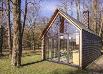 hetvegi haz az erdoben letisztult egyszeruseggel termeszetesseggel 01