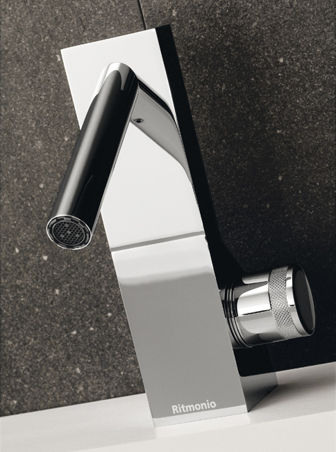 Modern, látványos csaptelep a Ritmonio-tól, Clock Work