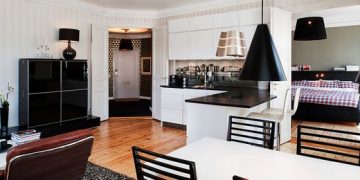 104nm-es elegáns lakás nyitott nappai, konyha, étkező zónával, kontrasztos dekorációval 1