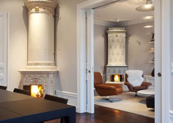 Ízlésesen berendezett 155nm-es ötszobás polgári lakás, gyönyörű cserépkályhákkal